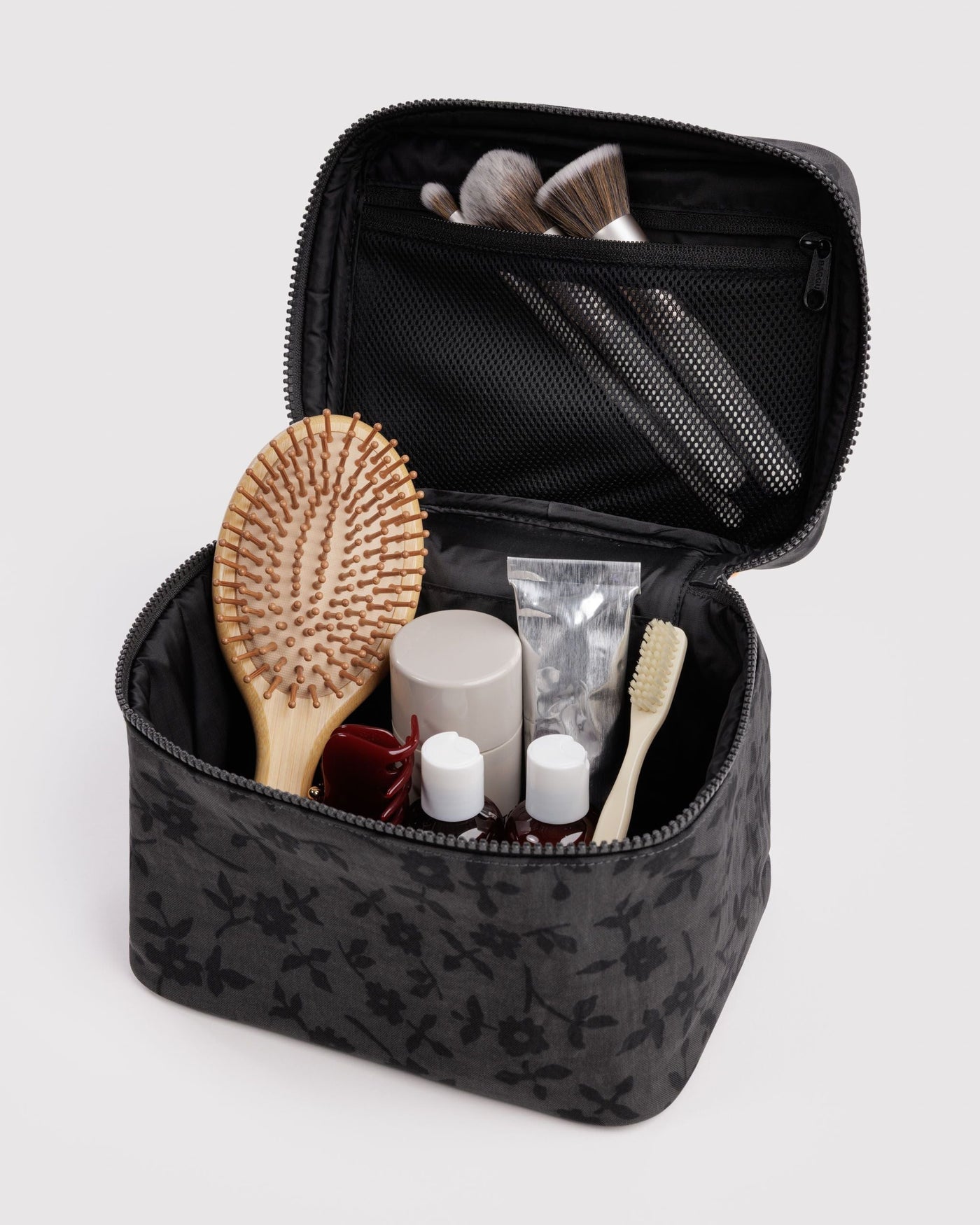 Large Cosmetic Case B0