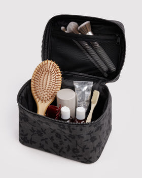 Large Cosmetic Case B0