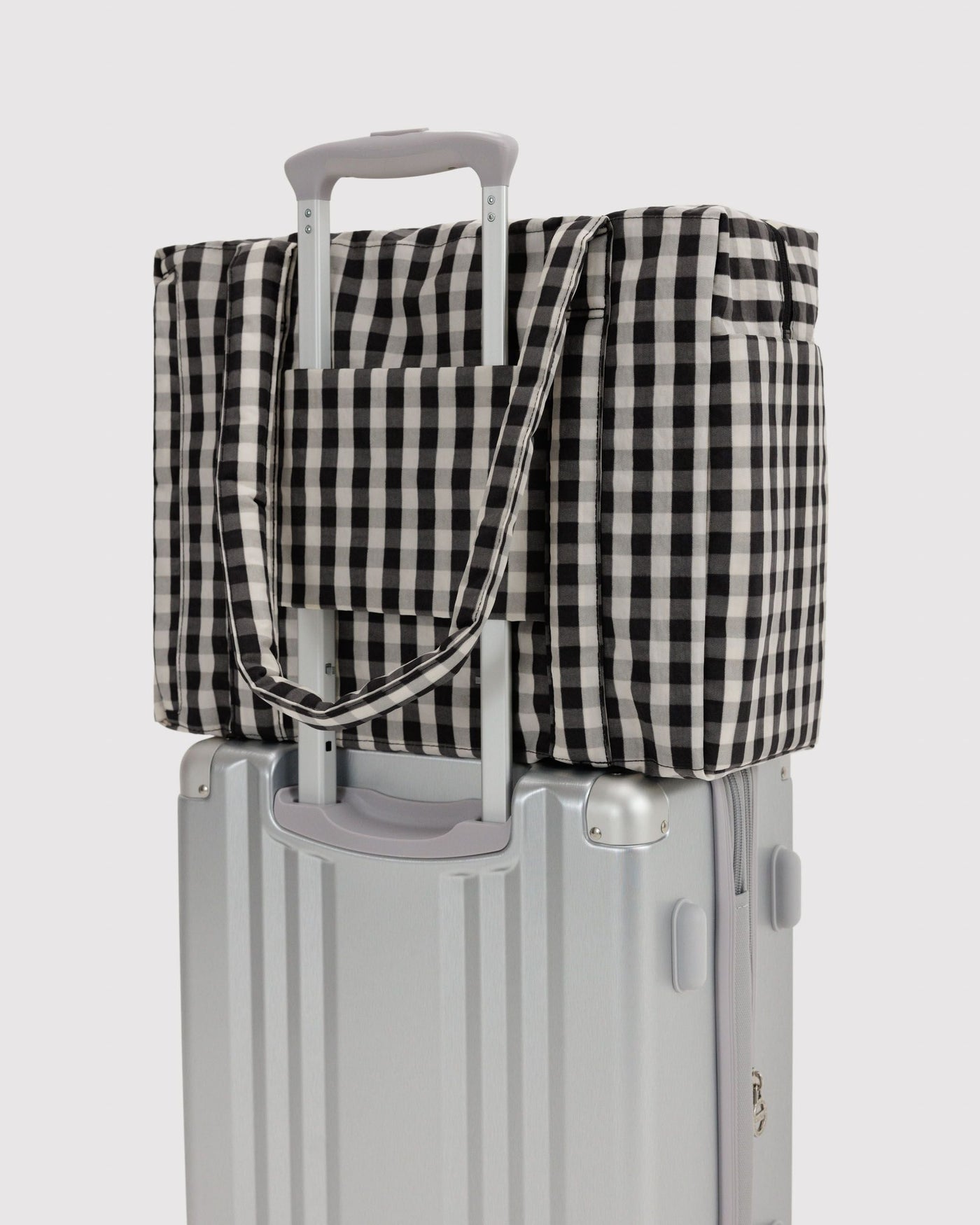 Small Cloud Carry-On Q6