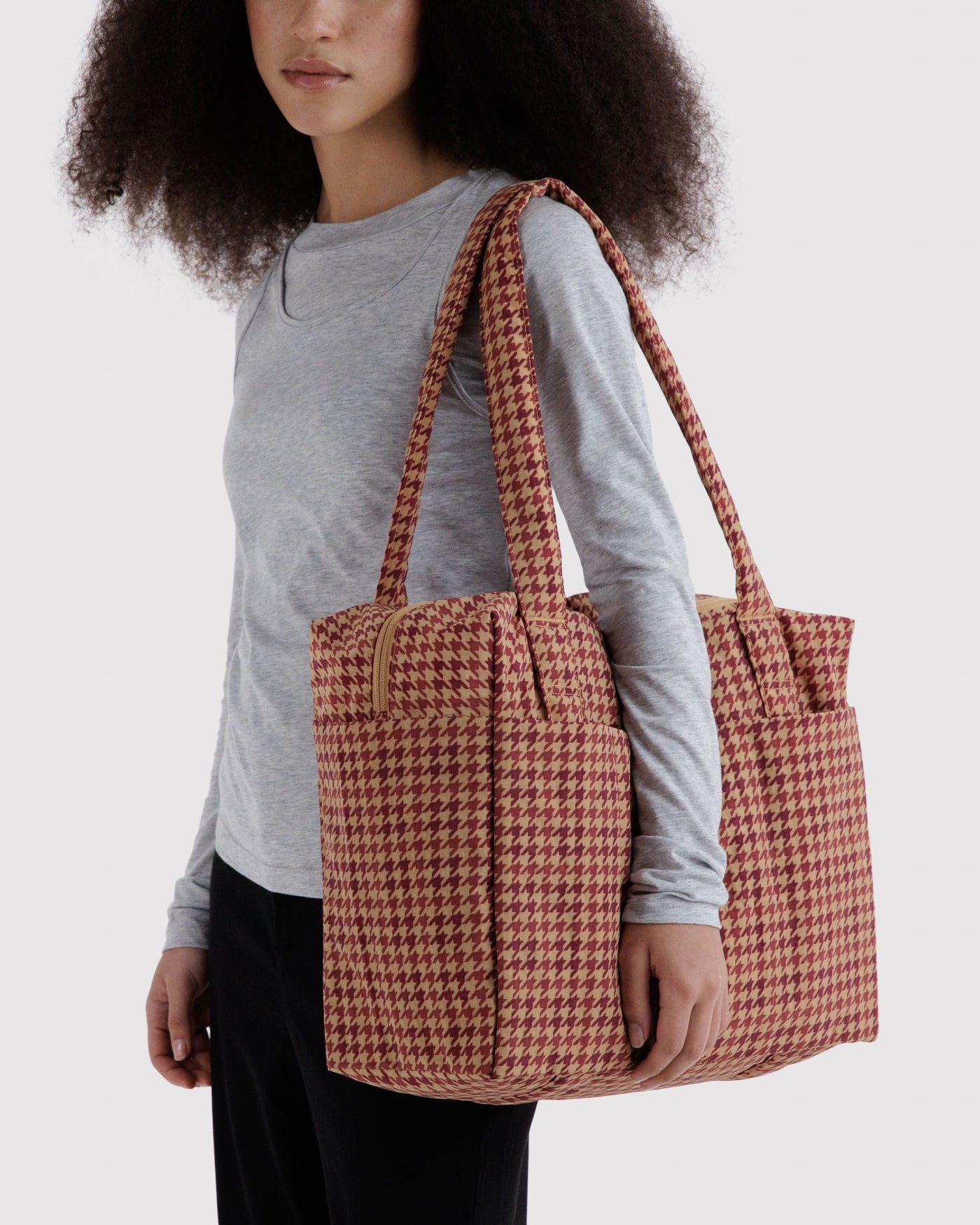 Small Cloud Carry-On Q6