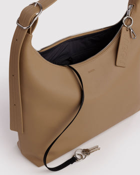 Recycled Leather Shoulder Bag B5