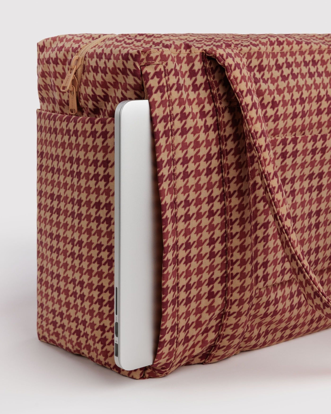 Small Cloud Carry-On Q6