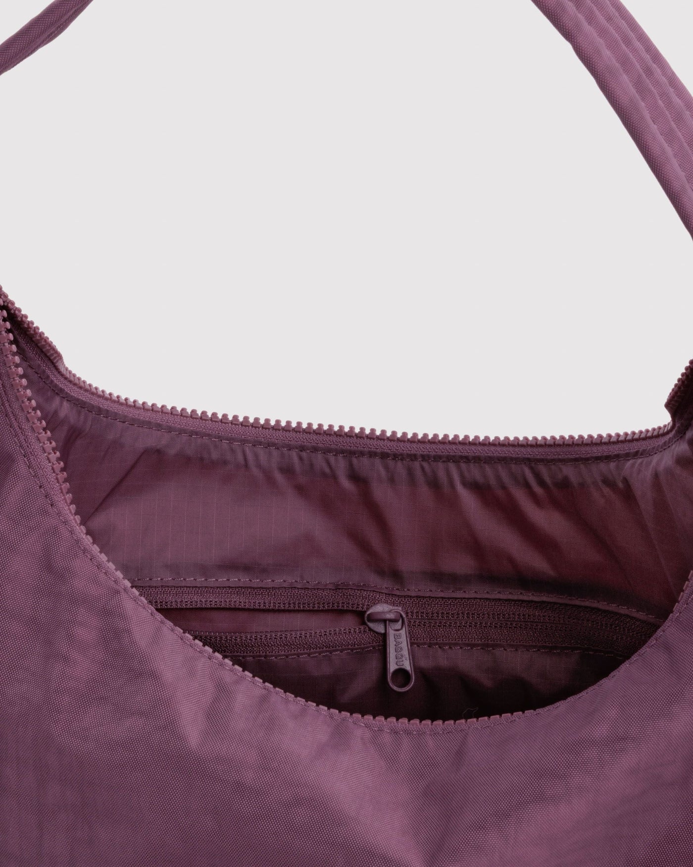 Nylon Shoulder Bag V0