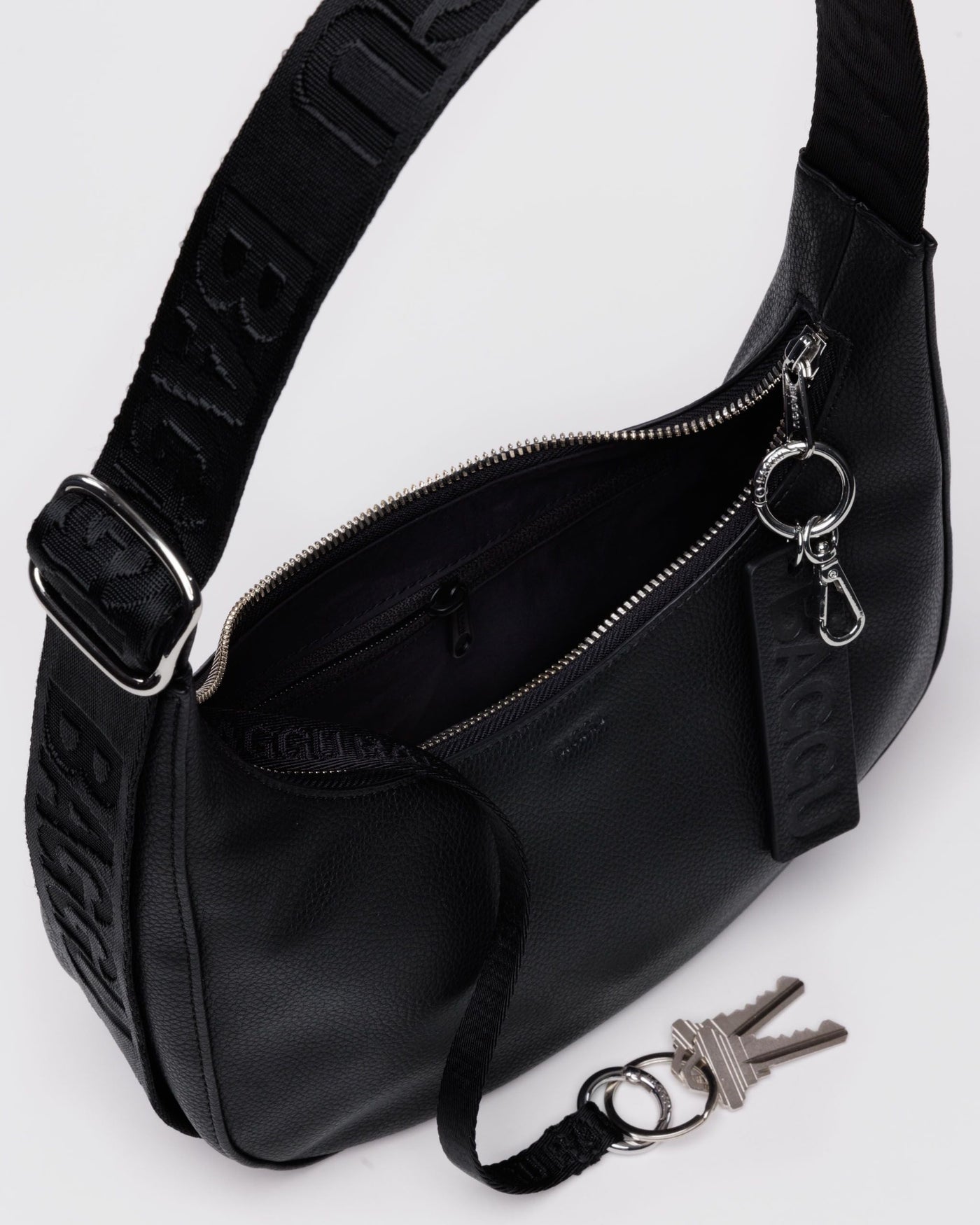 Small Recycled Leather Crescent Bag L4